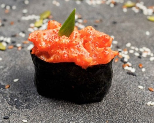 Гункан тунец